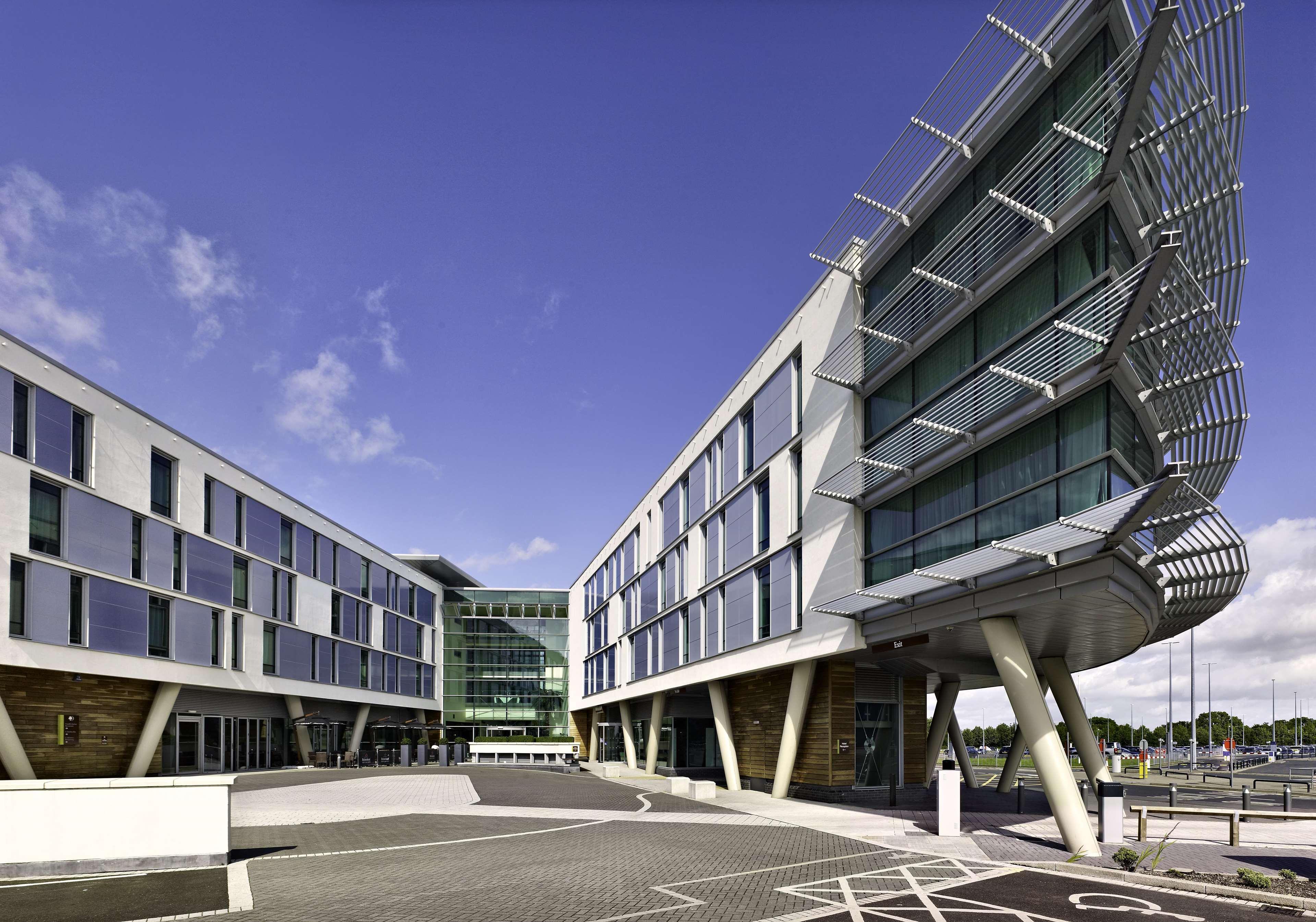 Doubletree By Hilton Hotel Newcastle International Airport Bagian luar foto
