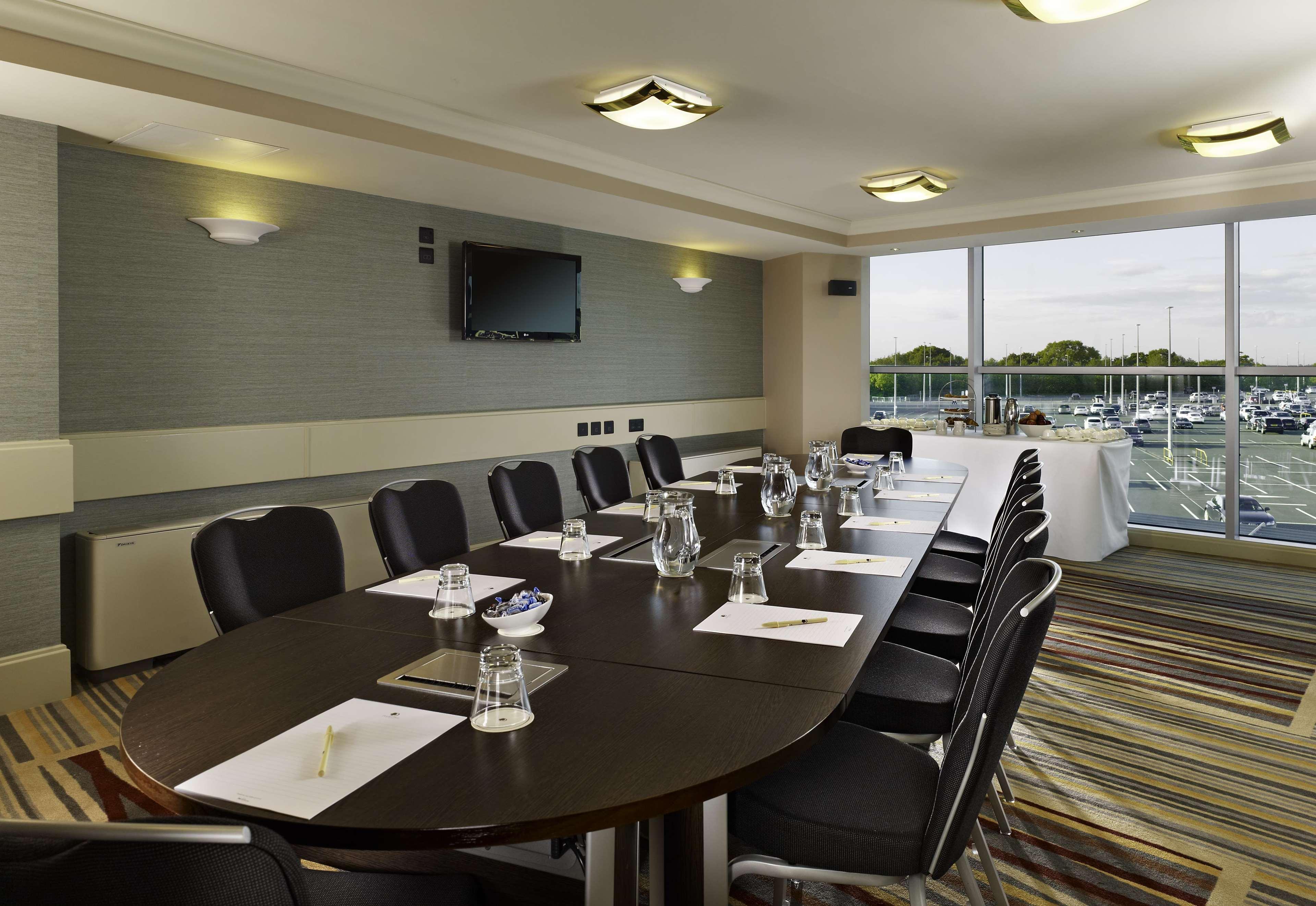 Doubletree By Hilton Hotel Newcastle International Airport Bagian luar foto