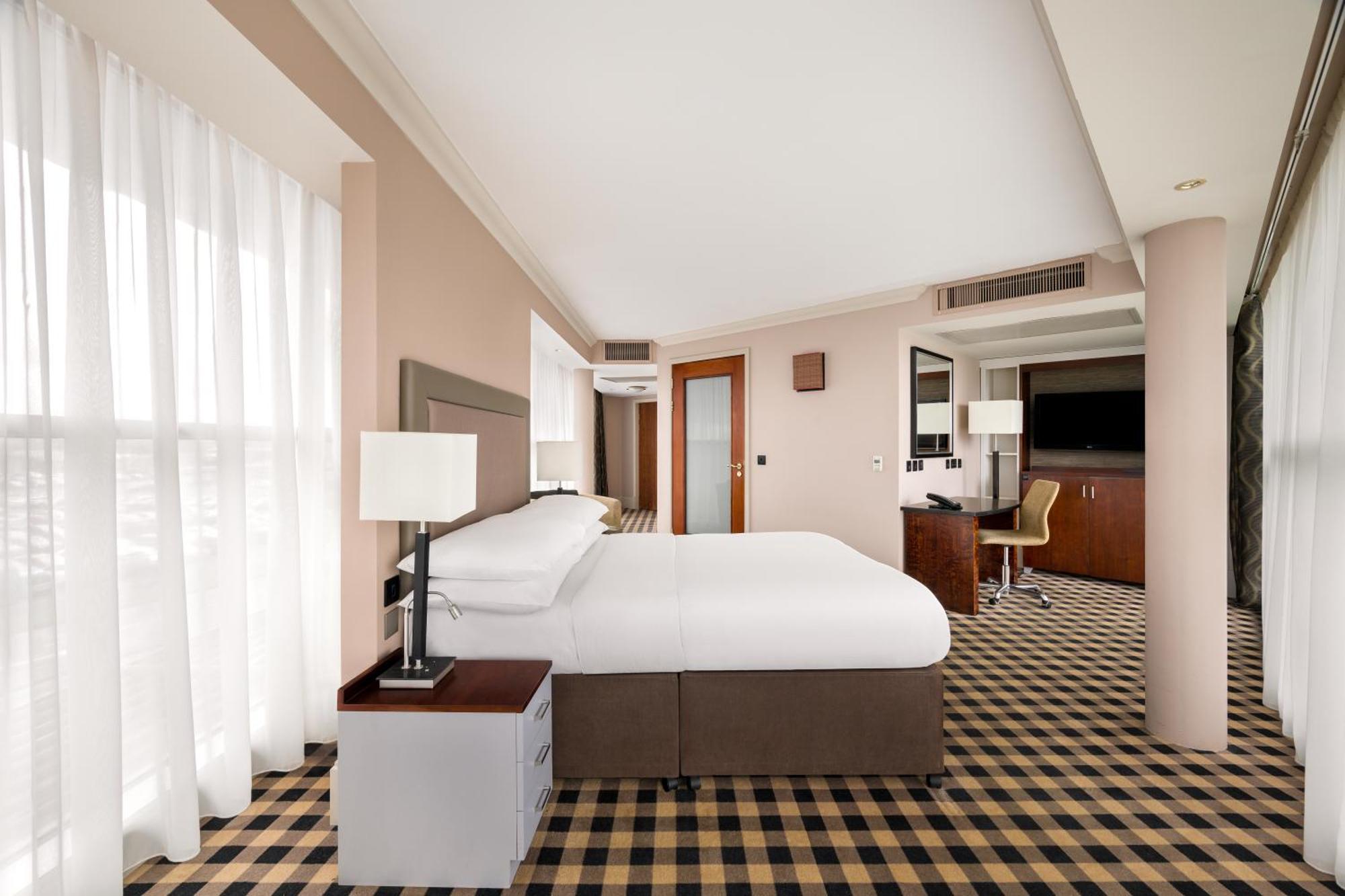 Doubletree By Hilton Hotel Newcastle International Airport Bagian luar foto
