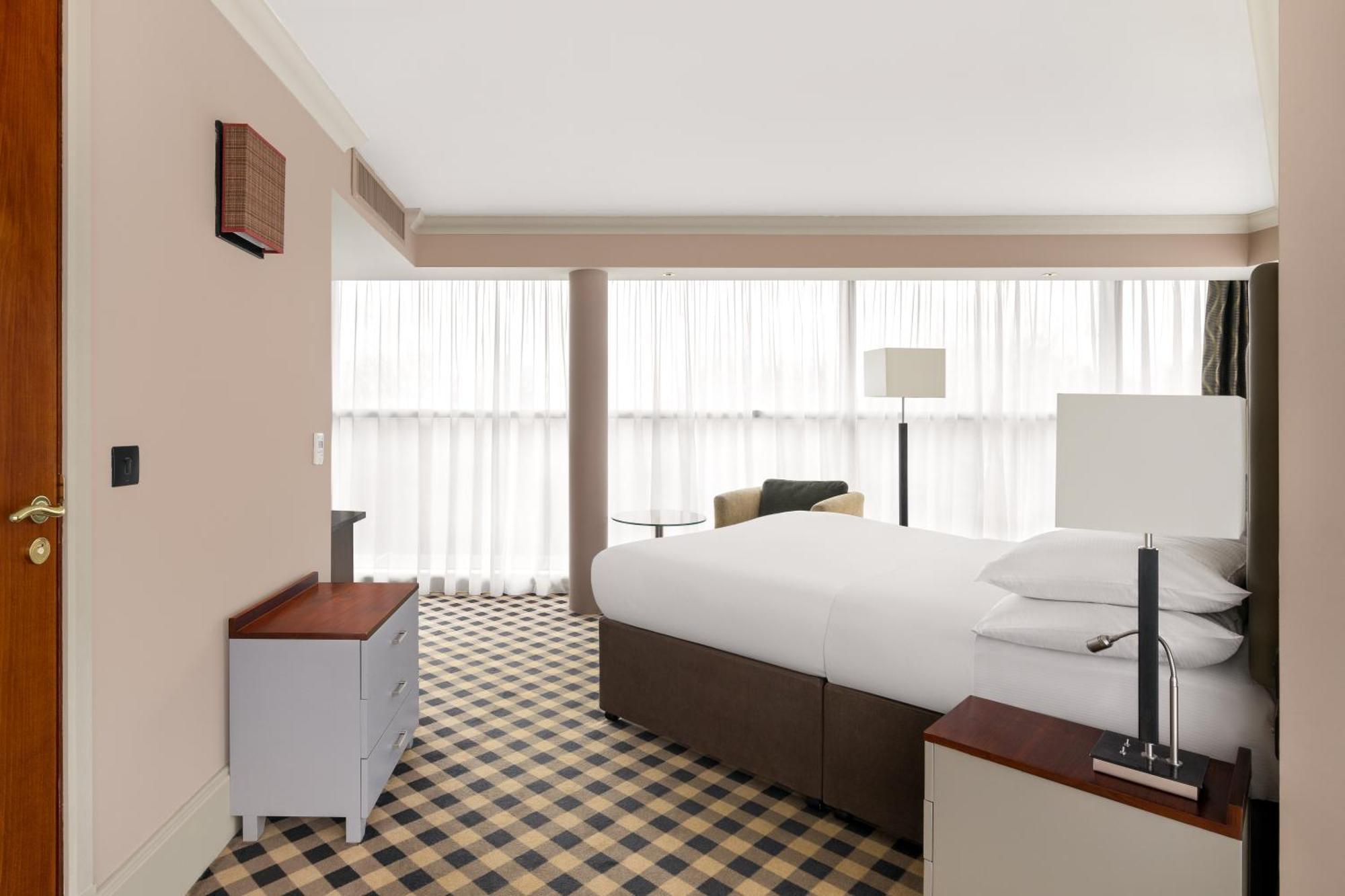 Doubletree By Hilton Hotel Newcastle International Airport Bagian luar foto