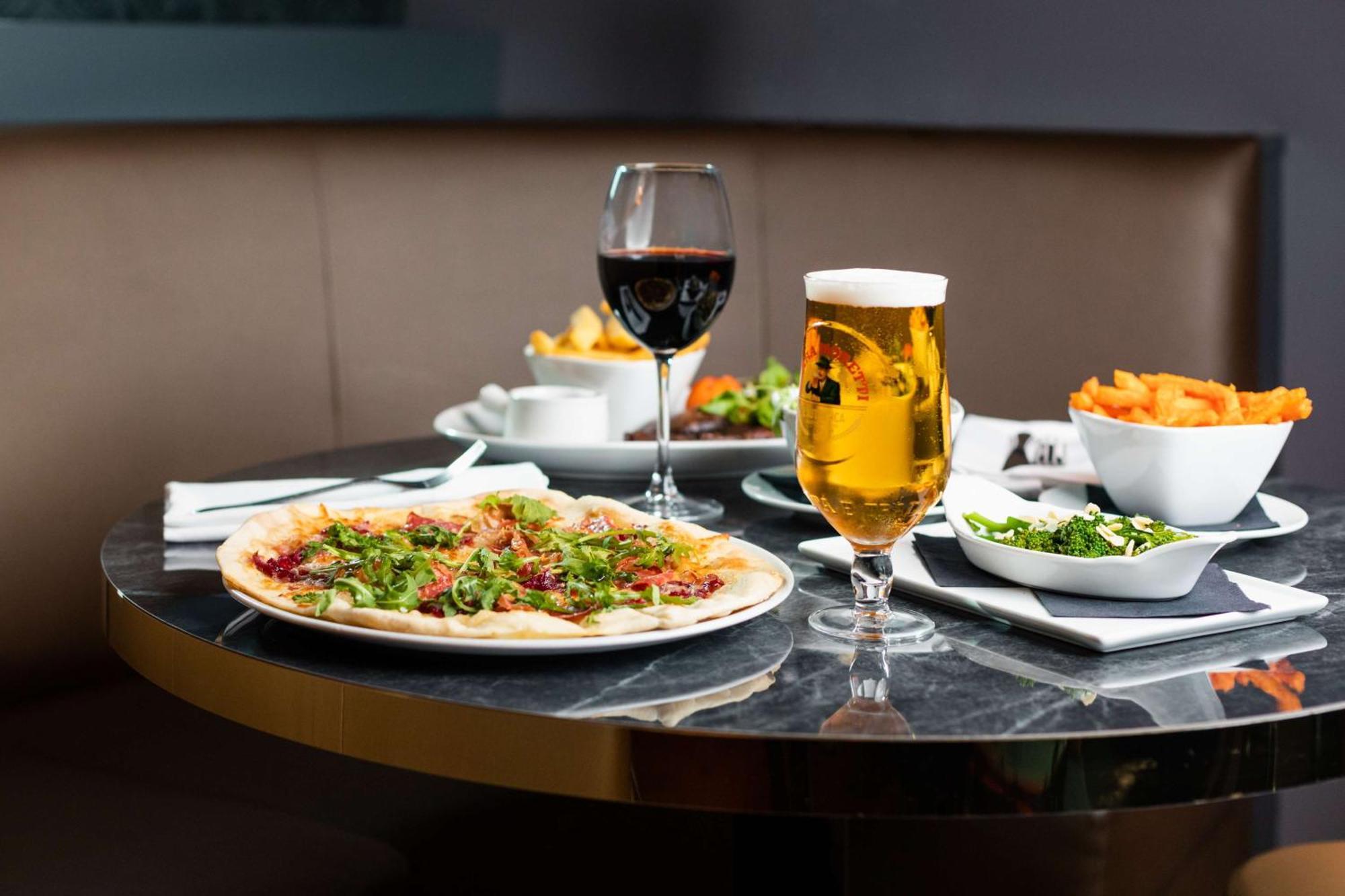 Doubletree By Hilton Hotel Newcastle International Airport Bagian luar foto